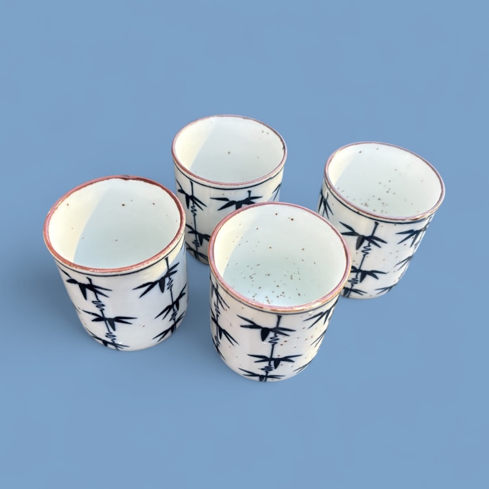 Set Of 4 Vintage Blue And White Bamboo Motif Stoneware Takahashi Tea Cups - Picture 6 of 8